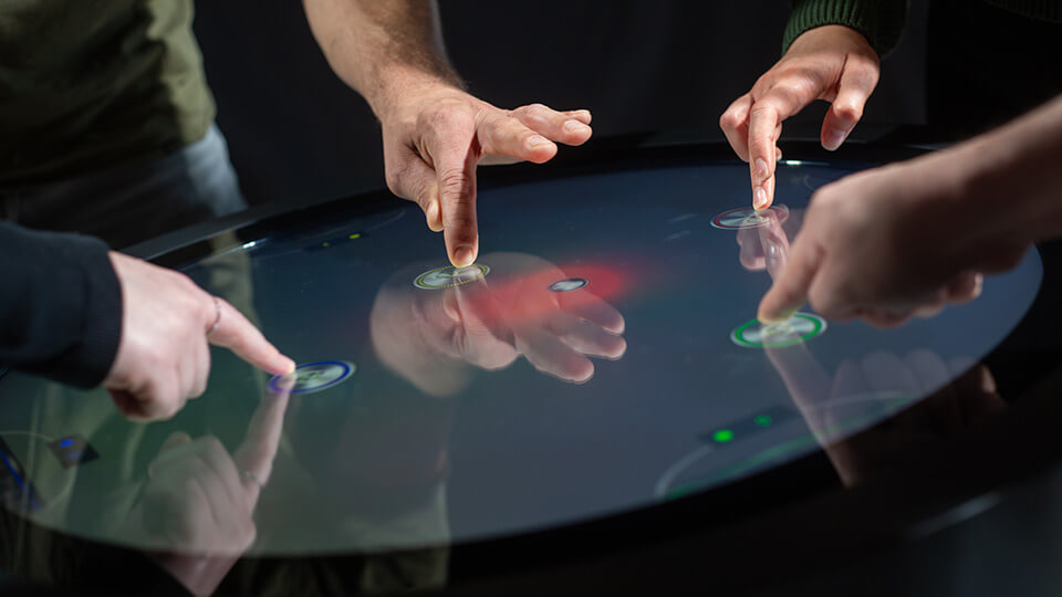 APOLLO Slim Round Multitouch Table APOLLO Slim Round Multitouch Table