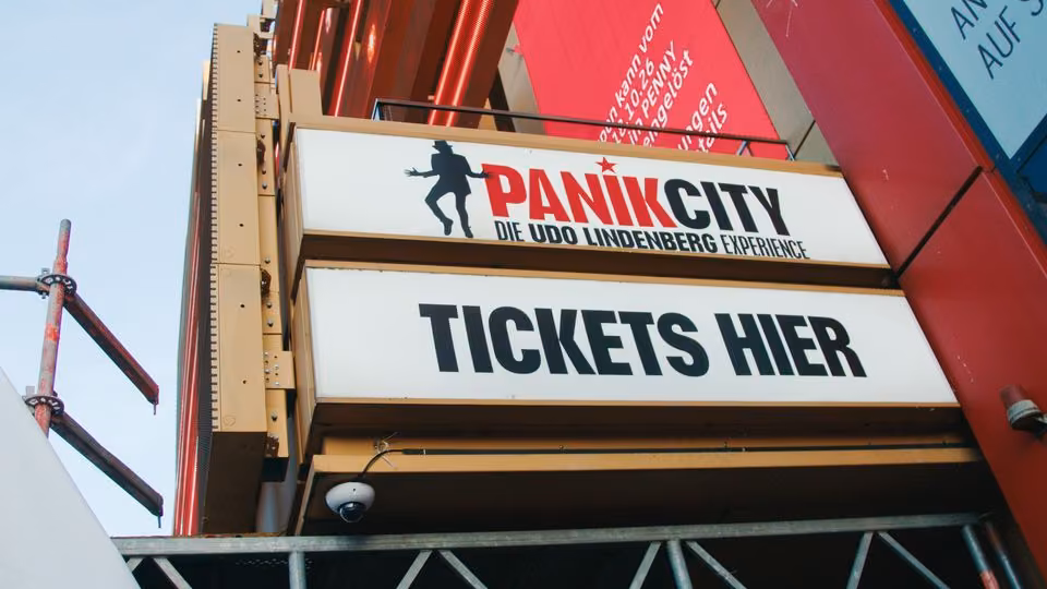 Eingang der Panik City Hamburg beim Vorabendprogramm der Touchpoint Talks